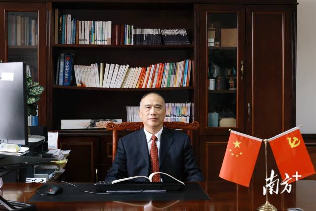 广州城建职业学院校长蒋新华。 广州城建职业学院校长蒋新华。